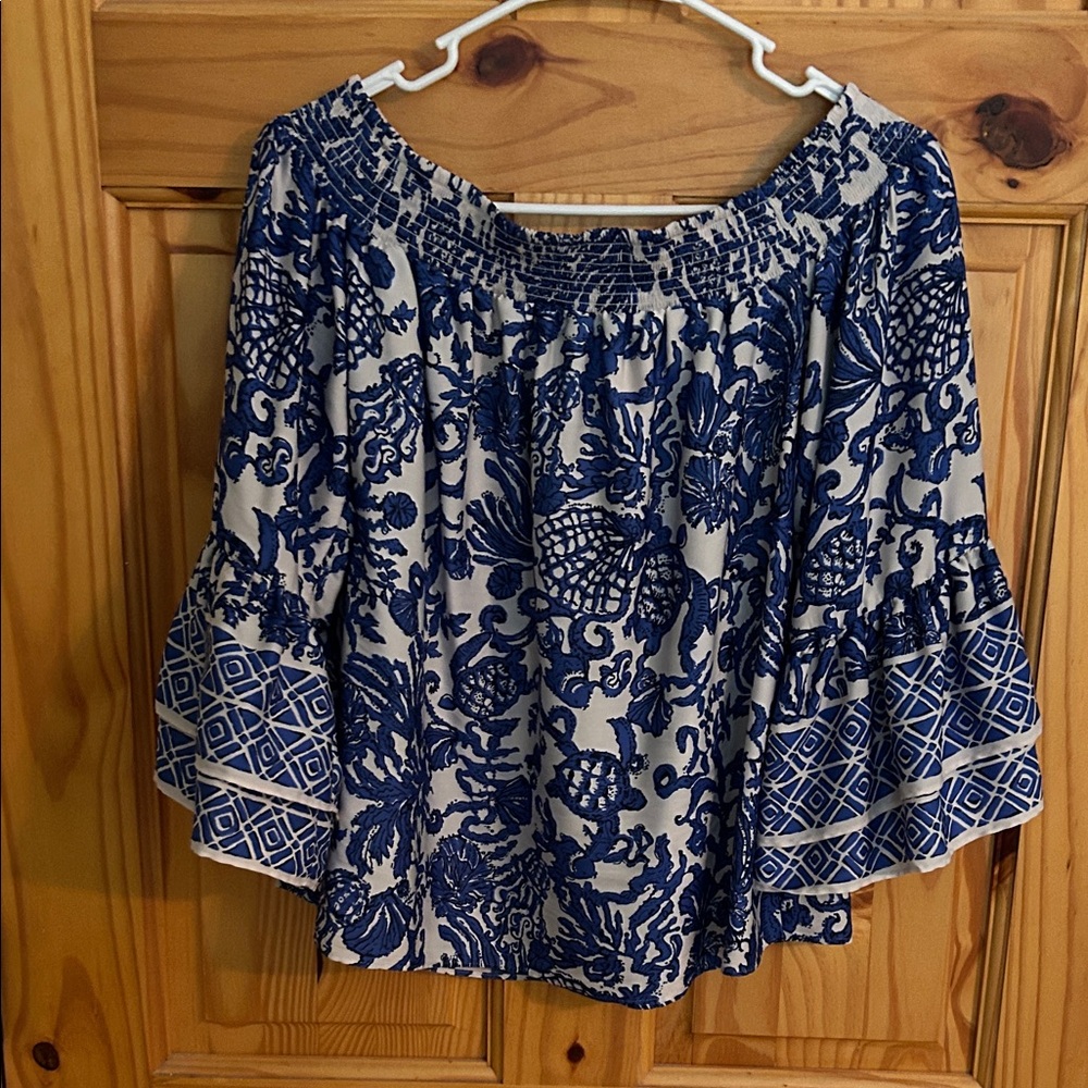 Lilly Pulitzer Navy and Cream Off-Shoulder Blouse